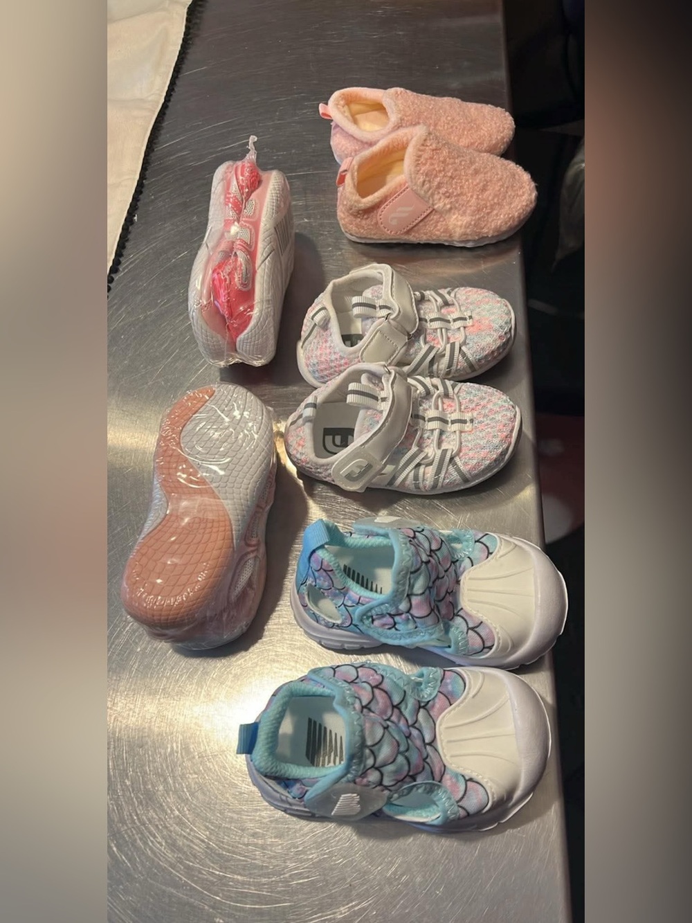 Baby/Toddler girl shoes bundle sizes 4-5 NEW